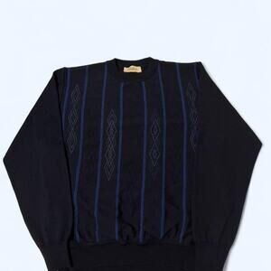 MonteChiaro blue crewneck sweater  blue stripes and diamond pattern size large